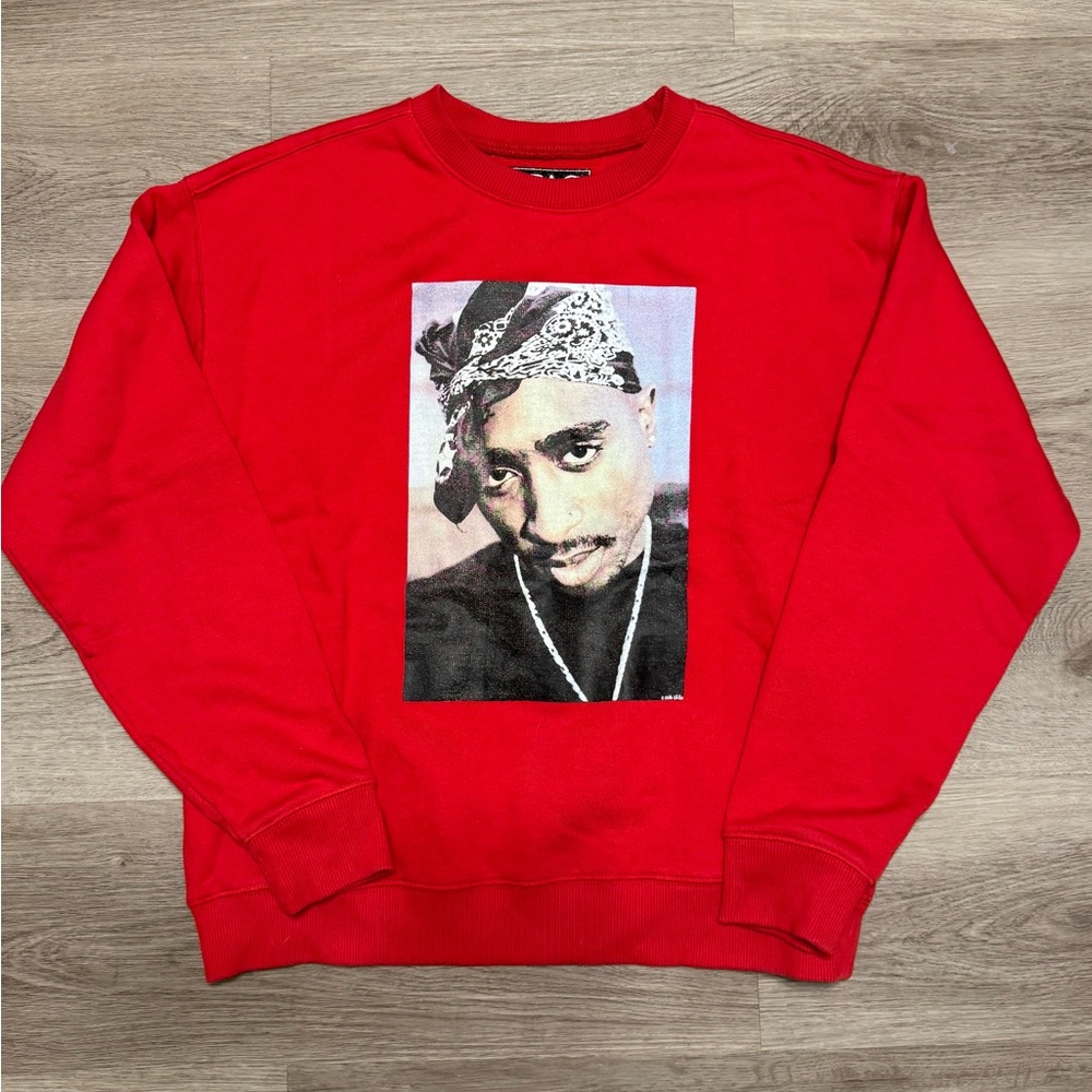 Vintage Women’s Tupac Crewneck Sweatshirt from 2018